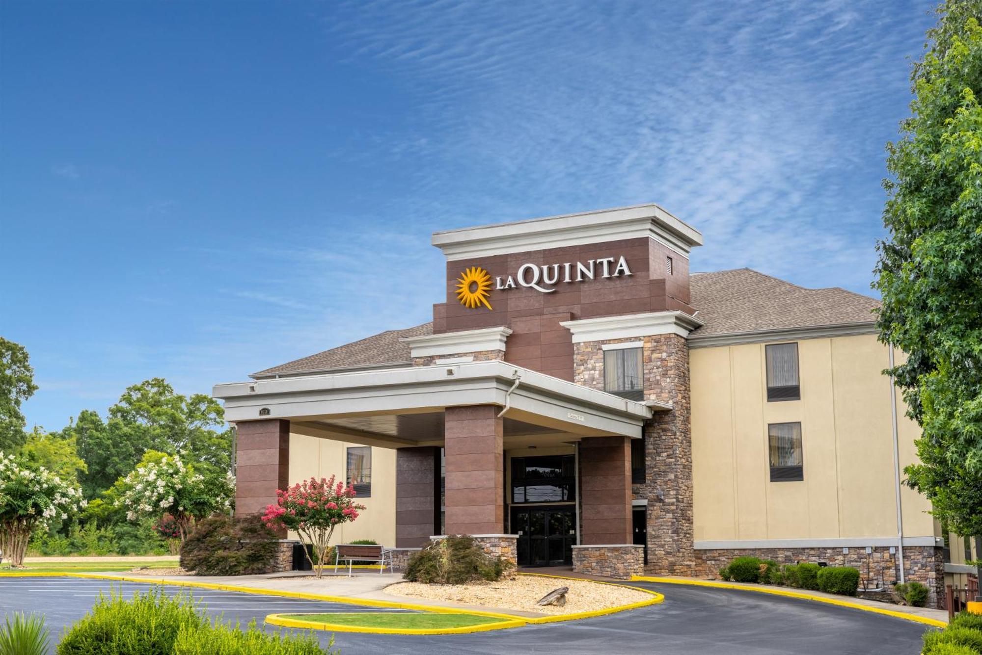 La Quinta By Wyndham Covington Hotel Ngoại thất bức ảnh