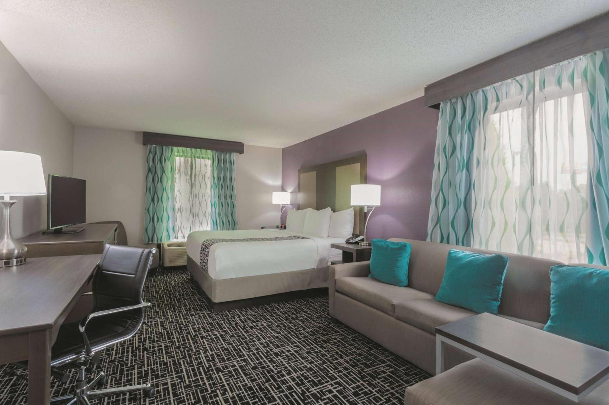 La Quinta By Wyndham Covington Hotel Ngoại thất bức ảnh