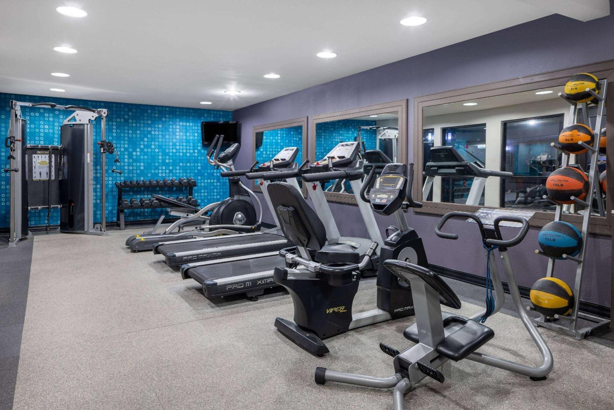 La Quinta By Wyndham Covington Hotel Ngoại thất bức ảnh