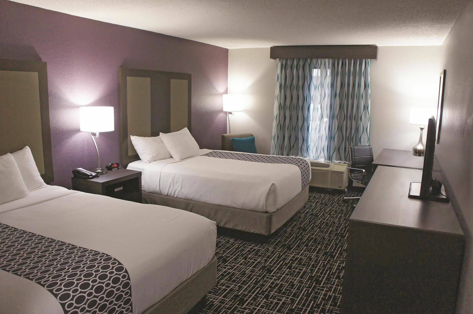 La Quinta By Wyndham Covington Hotel Ngoại thất bức ảnh